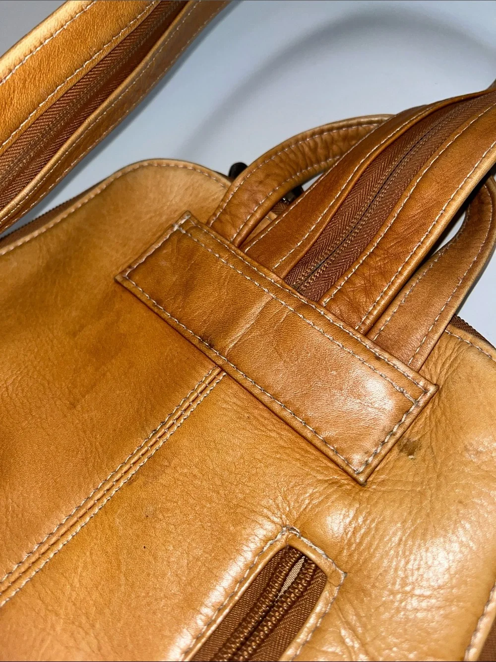 Classic Tan Leather Backpack / Converts Shoulder Bag
